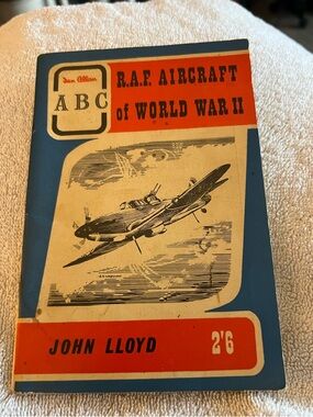 Ian Allan ABC RAF Aircraft of World War II Booklet